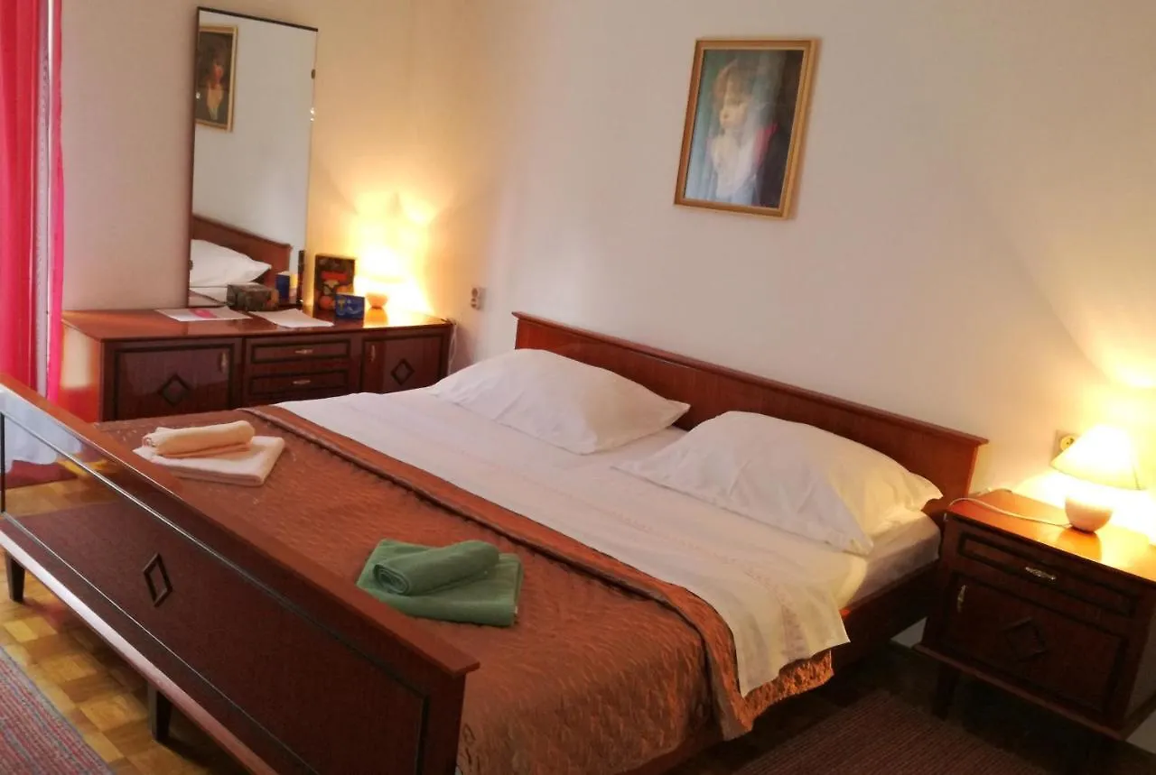 Apartments With A Parking Space Crikvenica - 11743 0*,  Croatia