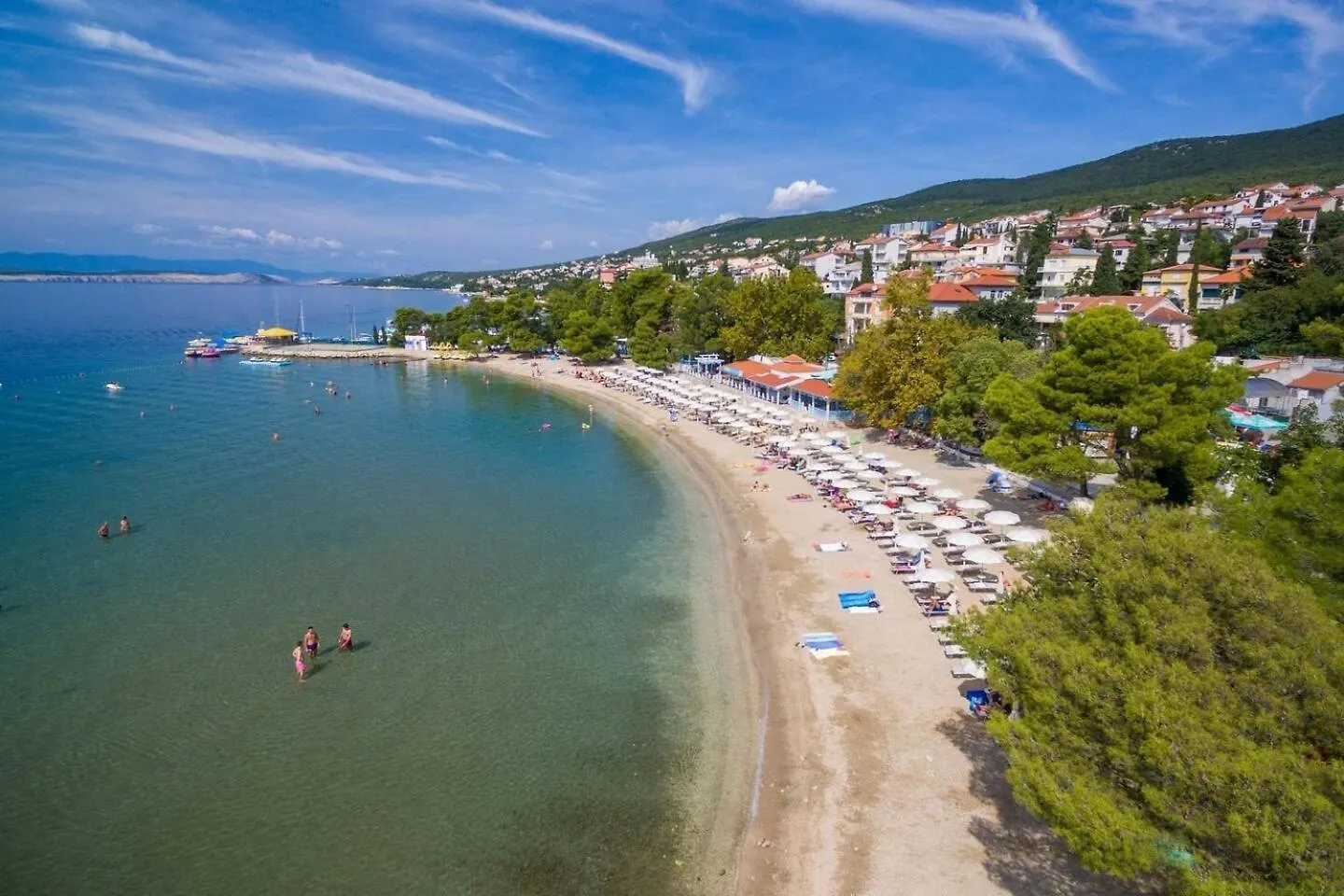 Apartments With A Parking Space Crikvenica - 11743